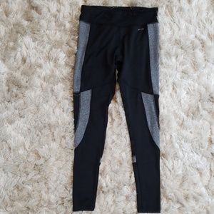 Women’s Jockey Leggings Size Small